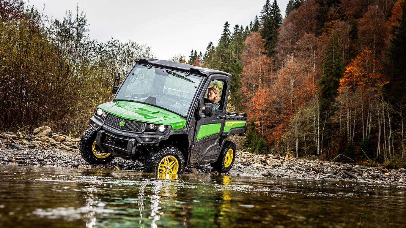Gator Hizmet Araçları, XUV865M, Tam Bağımsız Süspansiyon