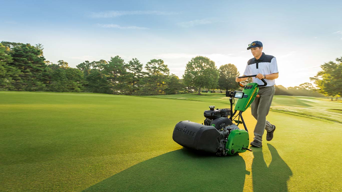 220 E-Cut Hibrit, Saha, Golf Sahası, Arkasından Yürünen ve Üzerine Binilen Çim Biçme Makineleri, Golf ve Spor